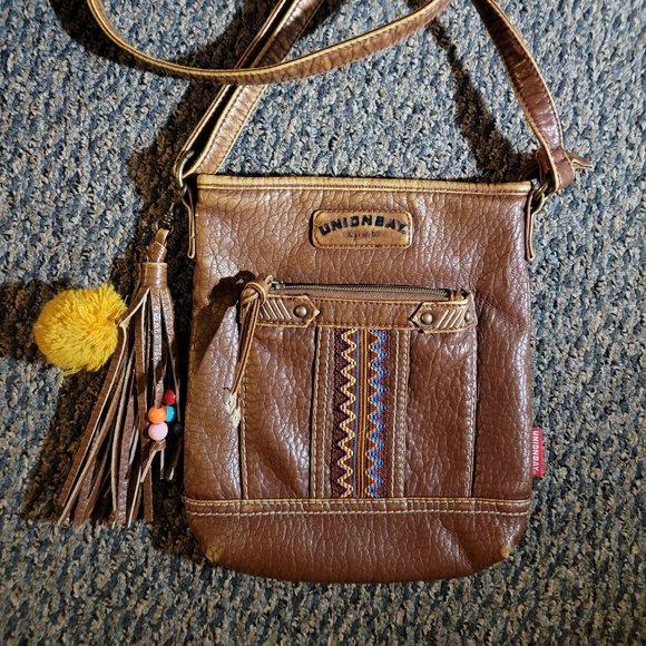 Unionbay Faux Leather Crossbody Bag Camel Tan Yellow Tassel - Picture 8 of 12